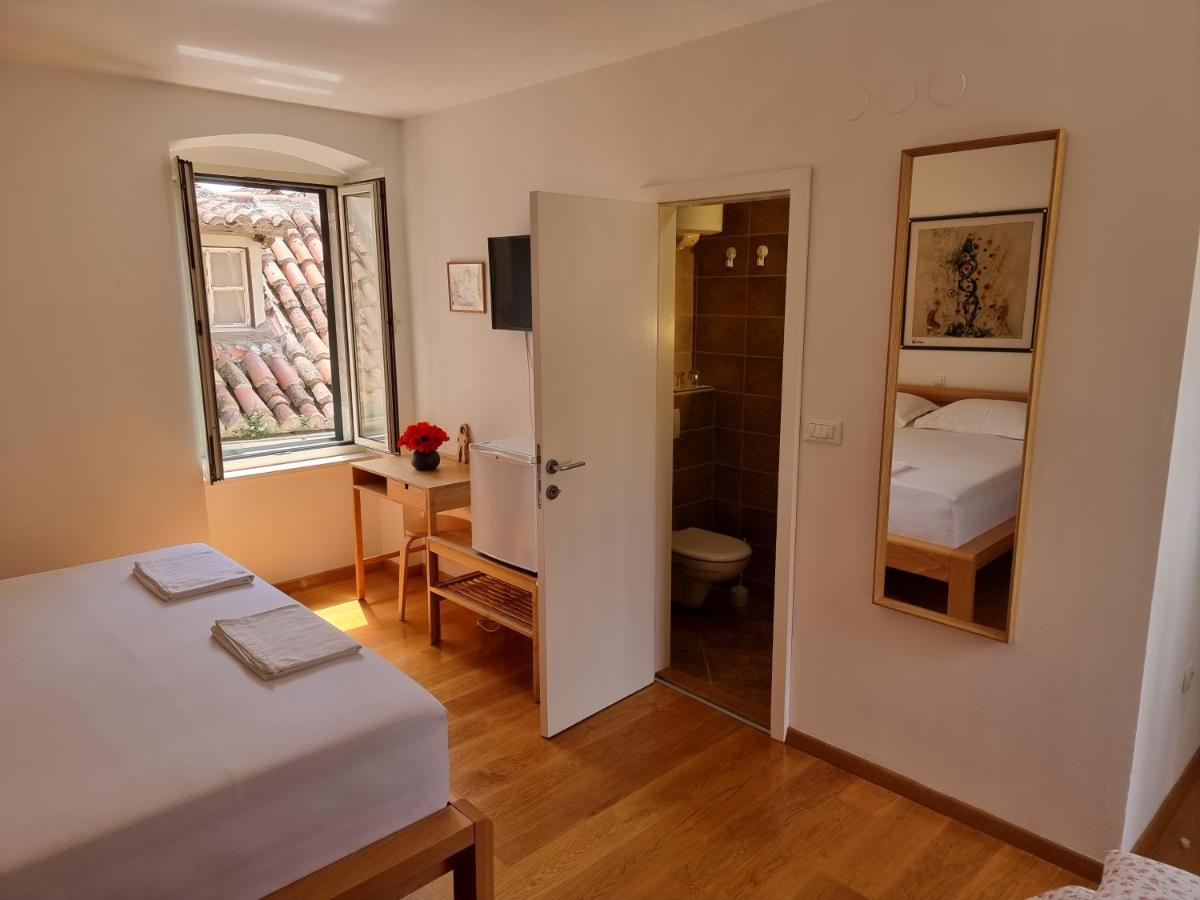 Guest house Malena Palace Experience