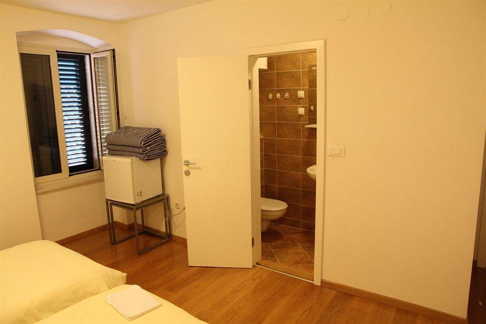 Guest house Malena Palace Experience Split